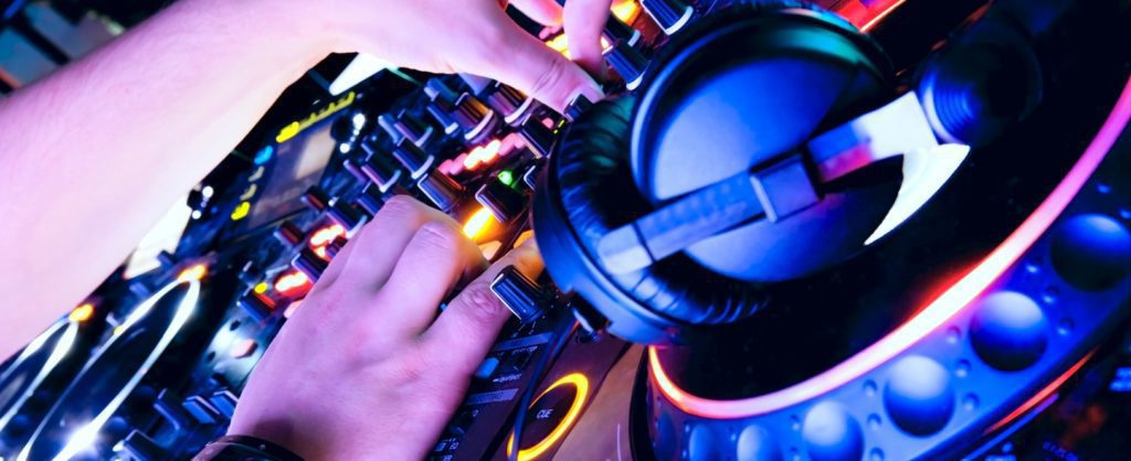 DJ till Företagsevent - London DJ - Hyra DJ Stockholm - Boka DJ och upplev DJ Carl Dj Till Företagsevent